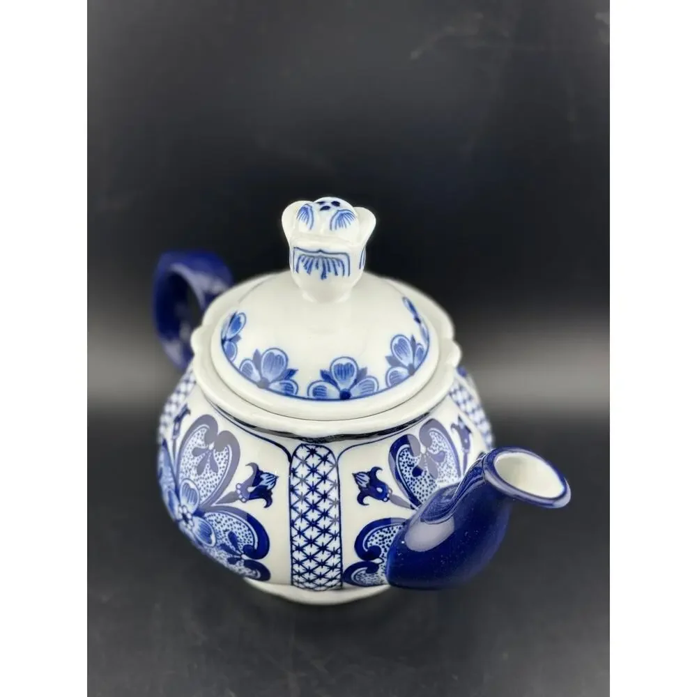 VTG Bombay Company Teapot
